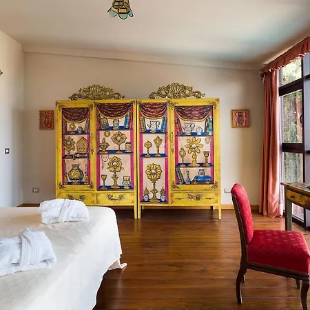 La Boheme Villa *