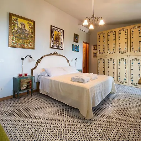 La Boheme Villa *