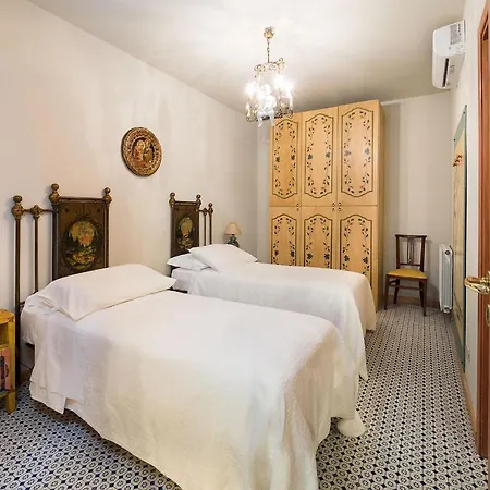 La Boheme Villa *